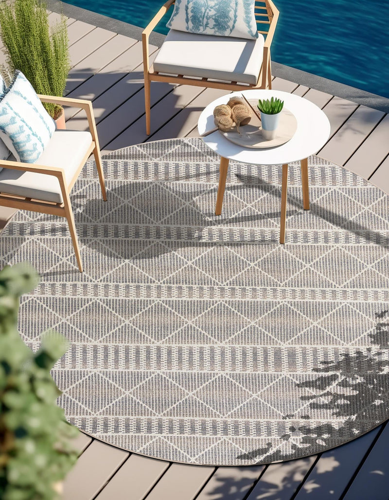 Seaside Lattice Collection Area Rug - Glade Round Gray lifestyle 85