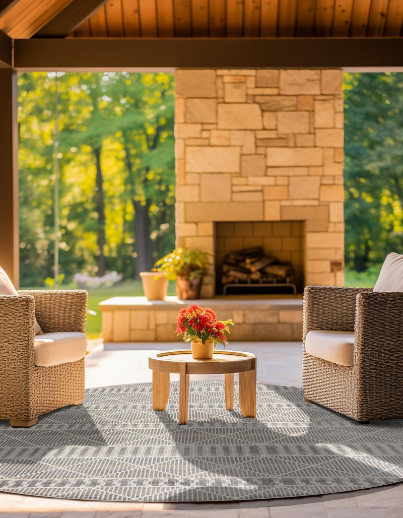 Seaside Lattice Collection Area Rug - Glade Round Gray lifestyle 123
