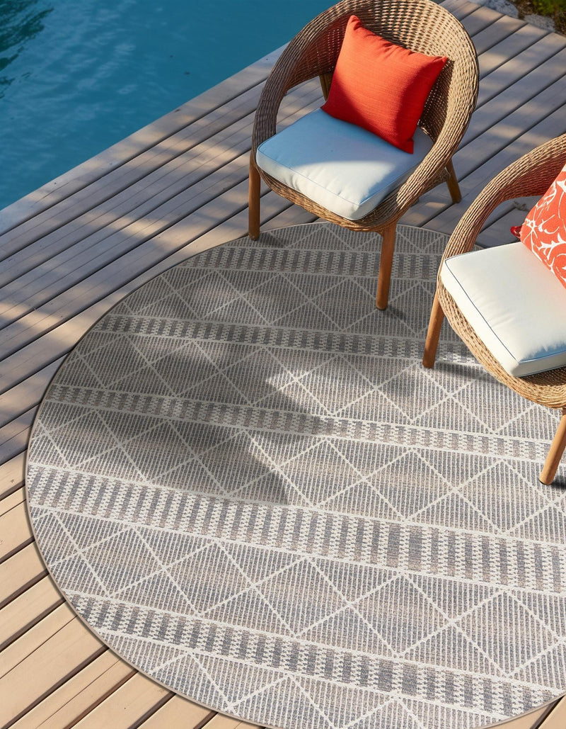 Seaside Lattice Collection Area Rug - Glade Round Gray lifestyle 139