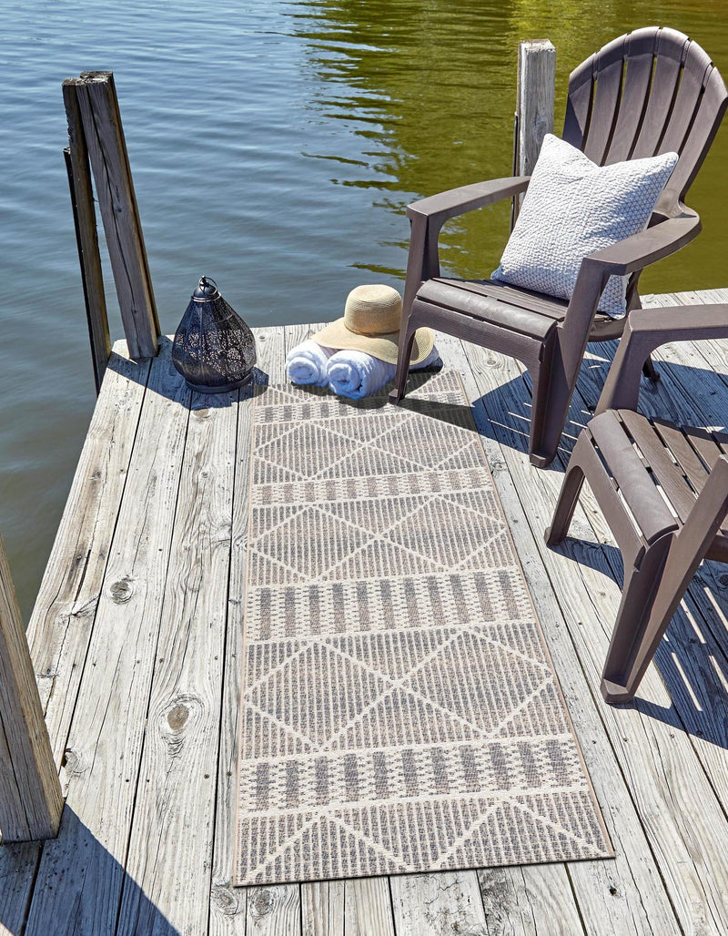 Seaside Lattice Collection Area Rug - Glade Runner Gray lifestyle 140