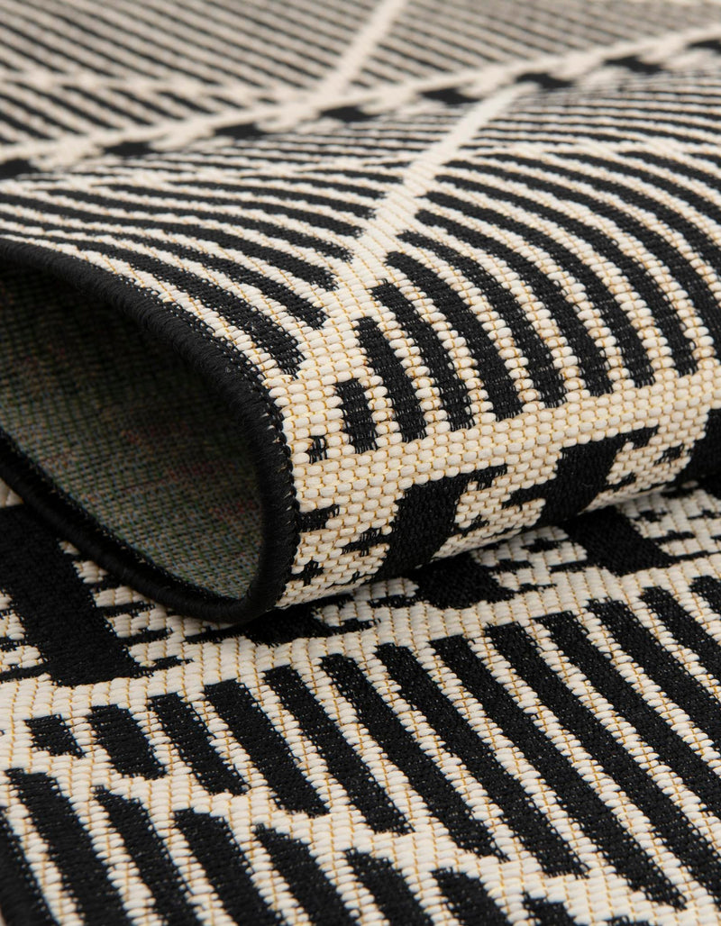 Seaside Lattice Collection Area Rug - Glade Rectangle Black lifestyle 48