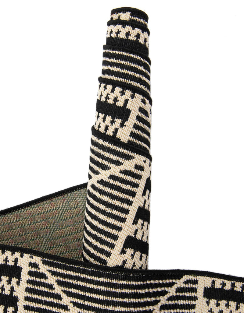 Seaside Lattice Collection Area Rug - Glade Rectangle Black lifestyle 66