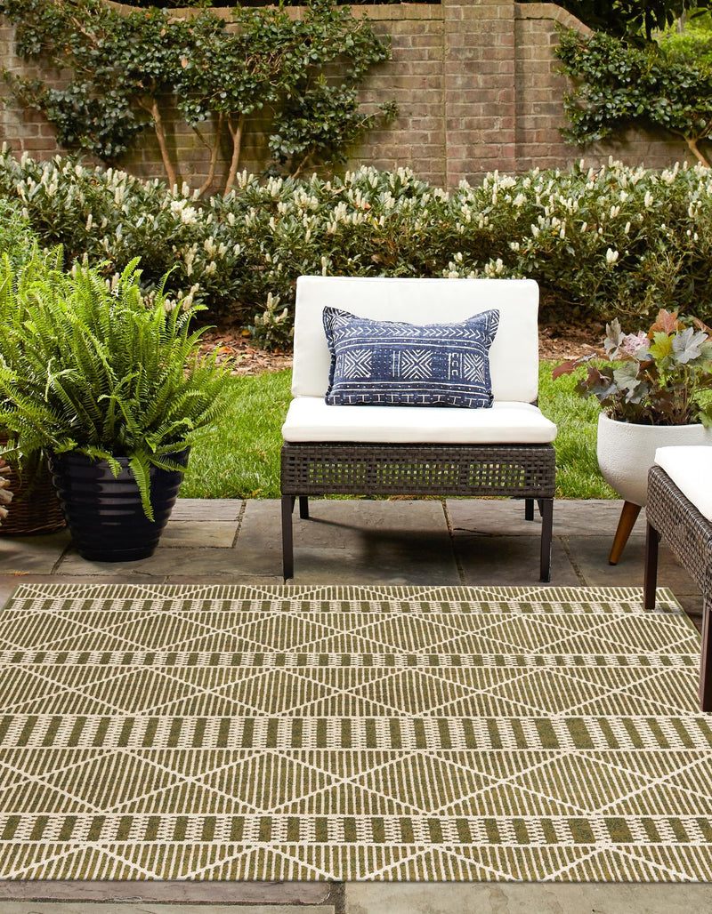 Seaside Lattice Collection Area Rug - Glade Square Green lifestyle 102