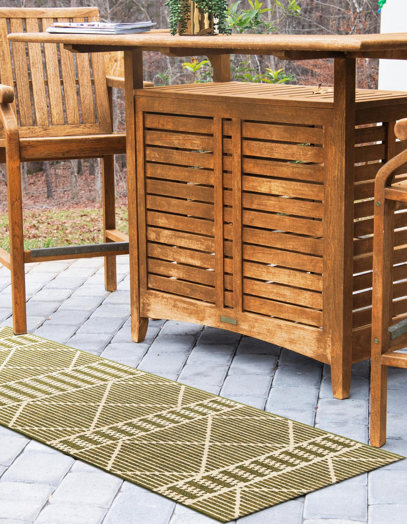 Seaside Lattice Collection Area Rug - Glade Runner Green lifestyle 160