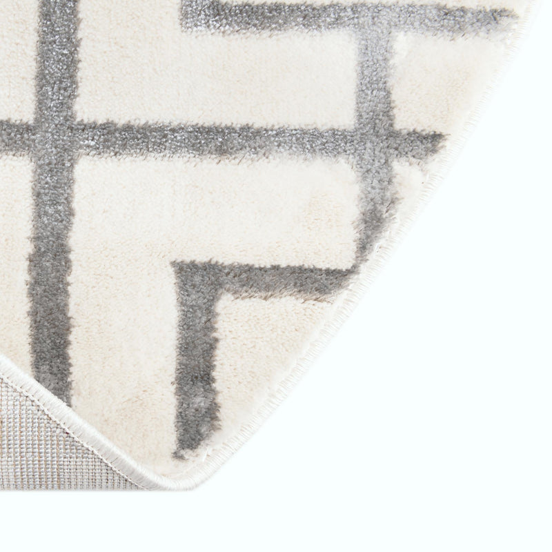 Hollywood Luxe Collection Area Rug - Beverly (White Silver) Round White Silver lifestyle 50