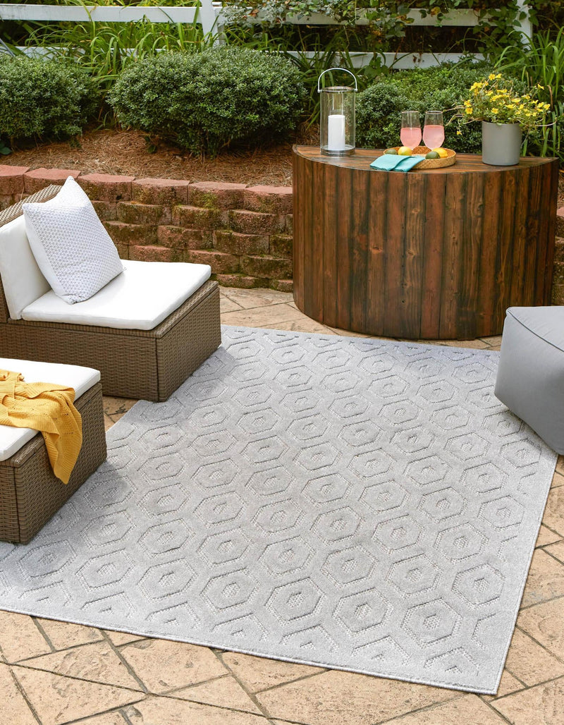Garden Lattice Charm Collection Area Rug - Arbor (Grey) Rectangle Grey lifestyle 2