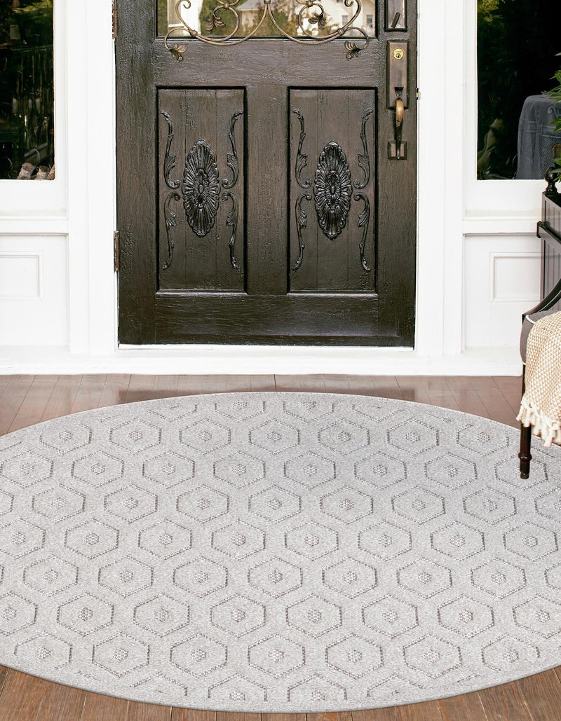 Garden Lattice Charm Collection Area Rug - Arbor (Grey) Round Grey lifestyle 24