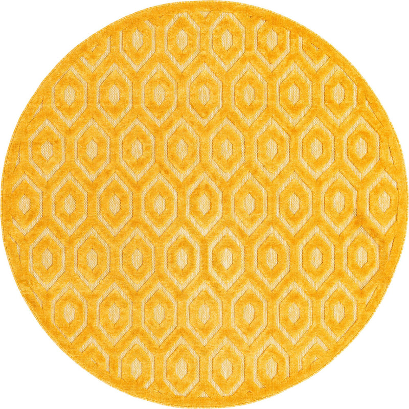 Garden Lattice Charm Collection Area Rug - Arbor (Yellow) Round Yellow lifestyle 18
