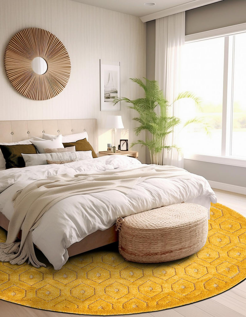 Garden Lattice Charm Collection Area Rug - Arbor (Yellow) Round Yellow lifestyle 33