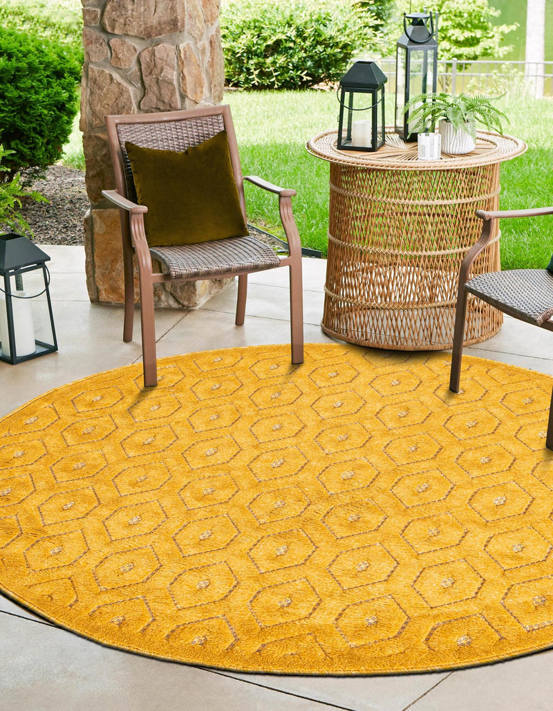 Garden Lattice Charm Collection Area Rug - Arbor (Yellow) Round Yellow lifestyle 35