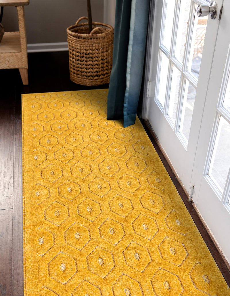Garden Lattice Charm Collection Area Rug - Arbor (Yellow) Runner Yellow lifestyle 31