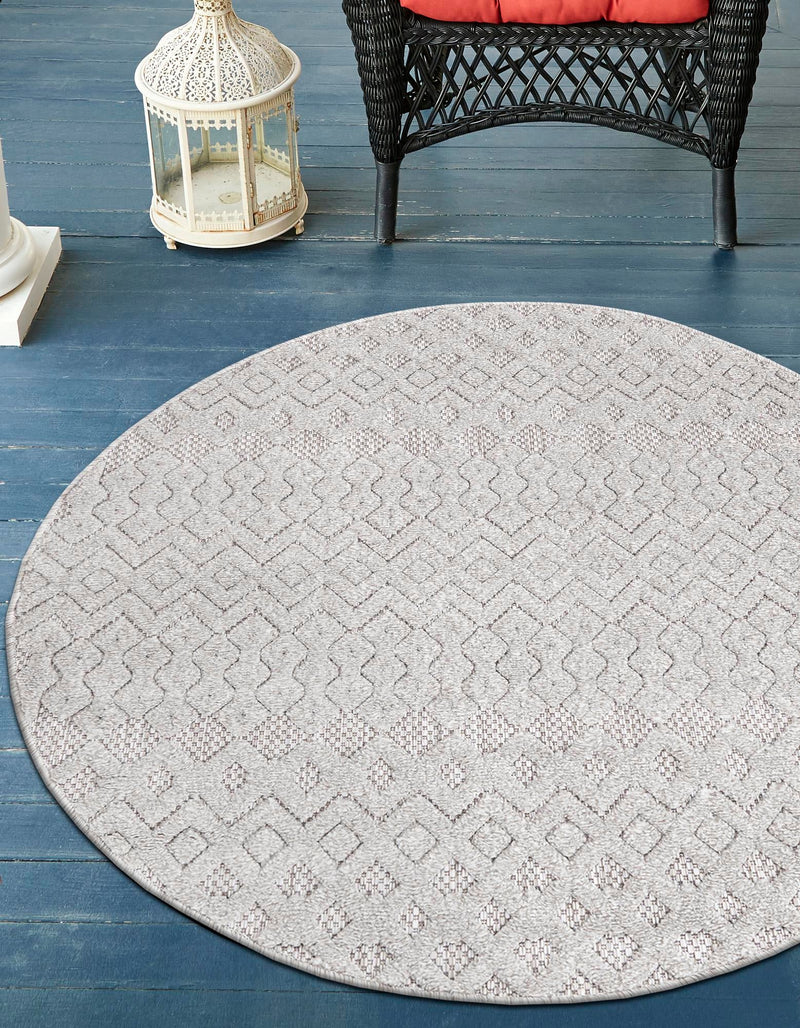Garden Lattice Charm Collection Area Rug - Pergola (Grey) Round Grey lifestyle 45
