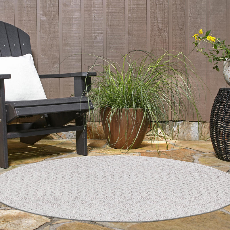 Garden Lattice Charm Collection Area Rug - Pergola (Grey) Round Grey lifestyle 53
