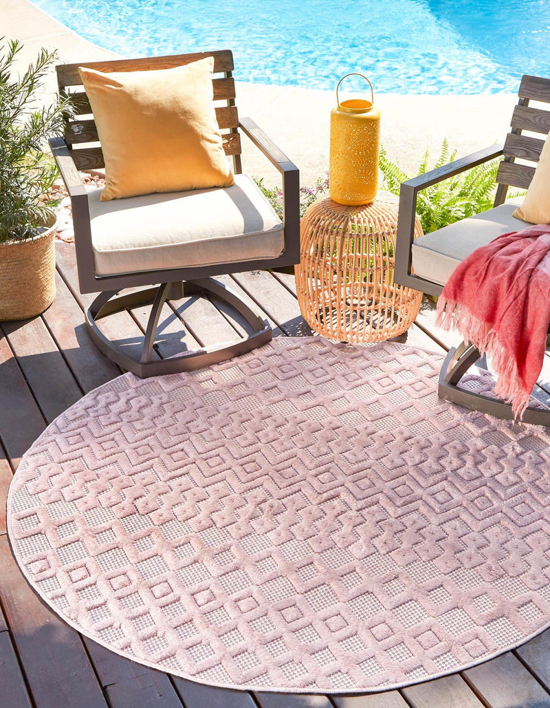 Garden Lattice Charm Collection Area Rug - Pergola (Pink) Round Pink lifestyle 22