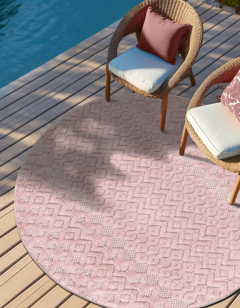 Garden Lattice Charm Collection Area Rug - Pergola (Pink) Round Pink lifestyle 32