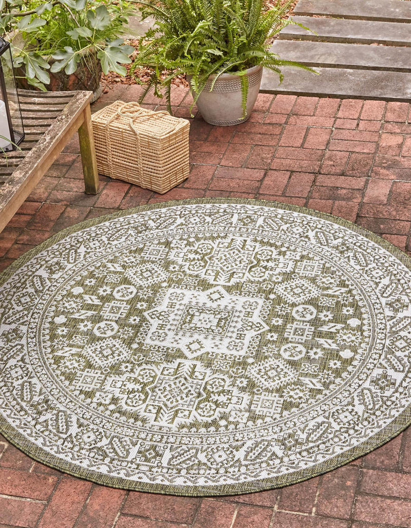 Tribal Terrace Treasures Collection Area Rug - Incan Isle (Green) Round Green lifestyle 0