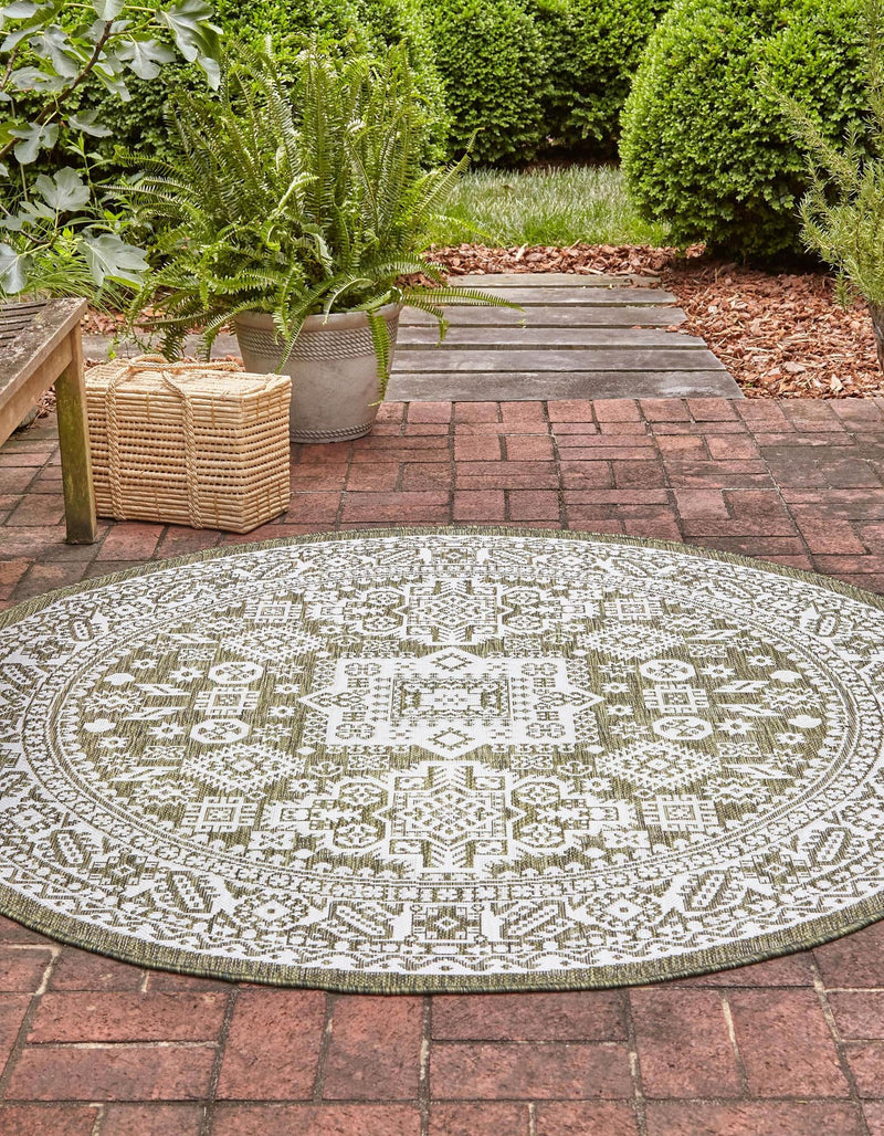 Tribal Terrace Treasures Collection Area Rug - Incan Isle (Green) Round Green lifestyle 2