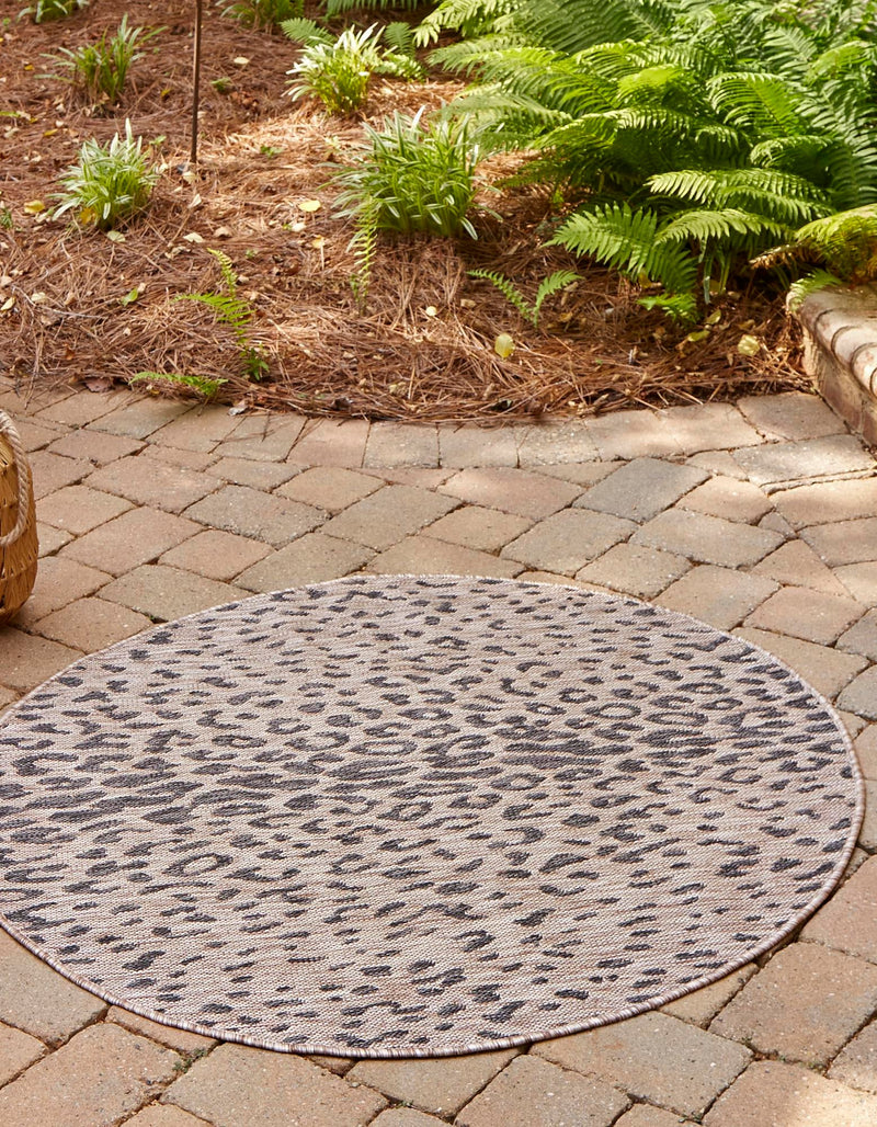 Jungle Expedition Collection Area Rug - Serengeti Round Natural lifestyle 0