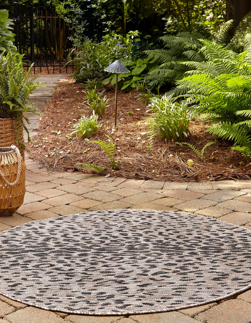 Jungle Expedition Collection Area Rug - Serengeti Round Natural lifestyle 2