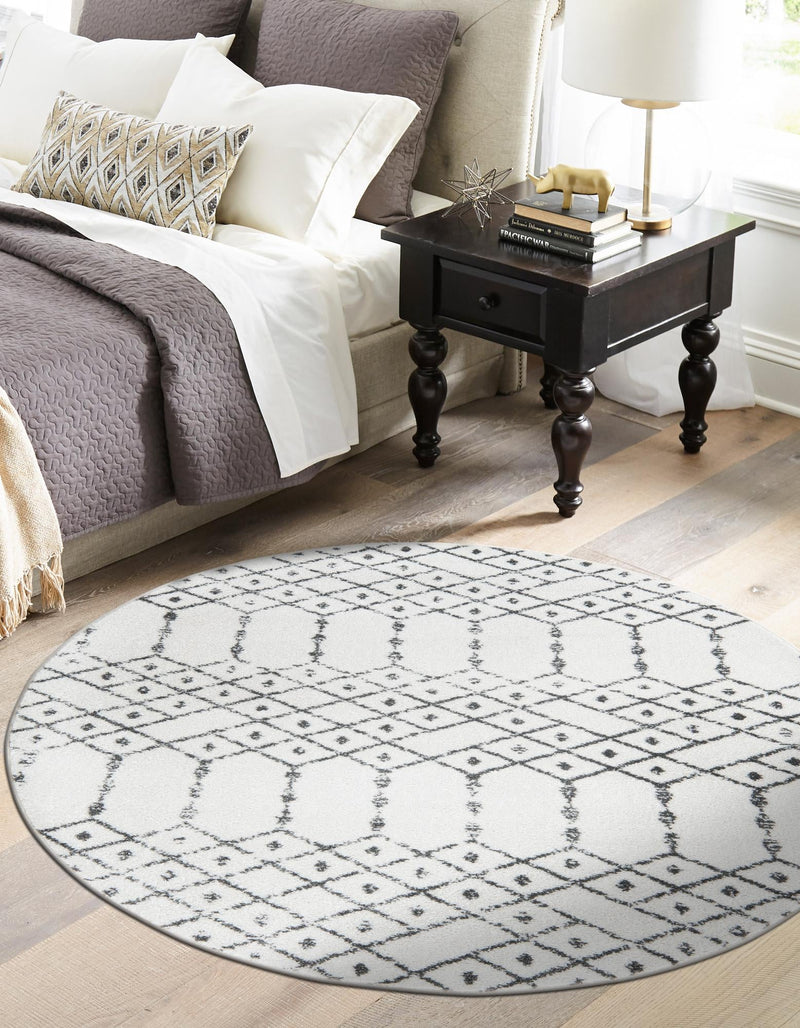 Marrakesh Lattice Collection Area Rug - Casablanca (Ivory Black) Round Ivory Black lifestyle 42