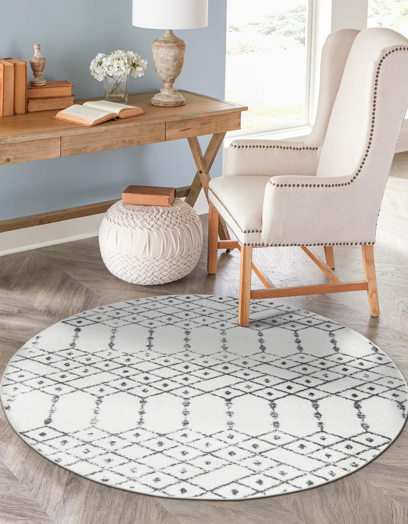 Marrakesh Lattice Collection Area Rug - Casablanca (Ivory Black) Round Ivory Black lifestyle 60