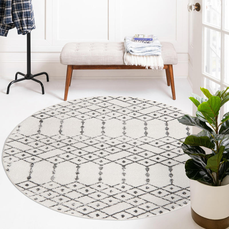 Marrakesh Lattice Collection Area Rug - Casablanca (Ivory Black) Round Ivory Black lifestyle 103