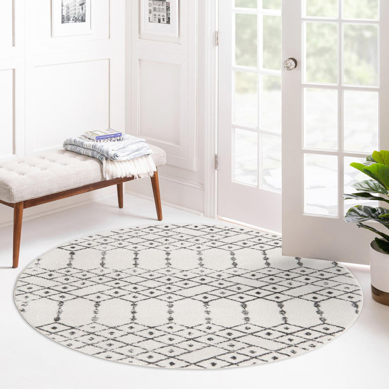 Marrakesh Lattice Collection Area Rug - Casablanca (Ivory Black) Round Ivory Black lifestyle 108