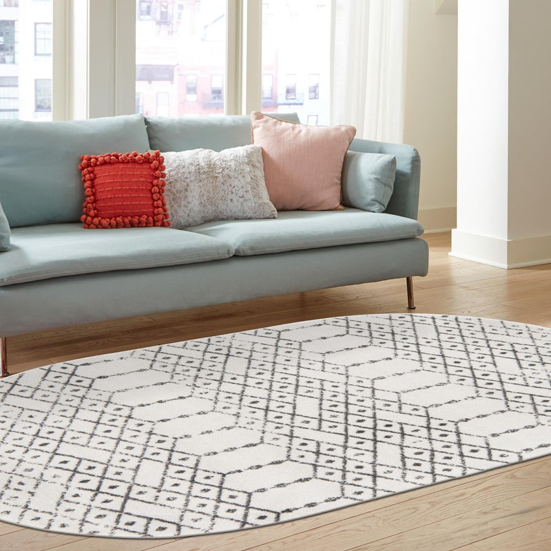 Marrakesh Lattice Collection Area Rug - Casablanca (Ivory Black) Oval Ivory Black lifestyle 110
