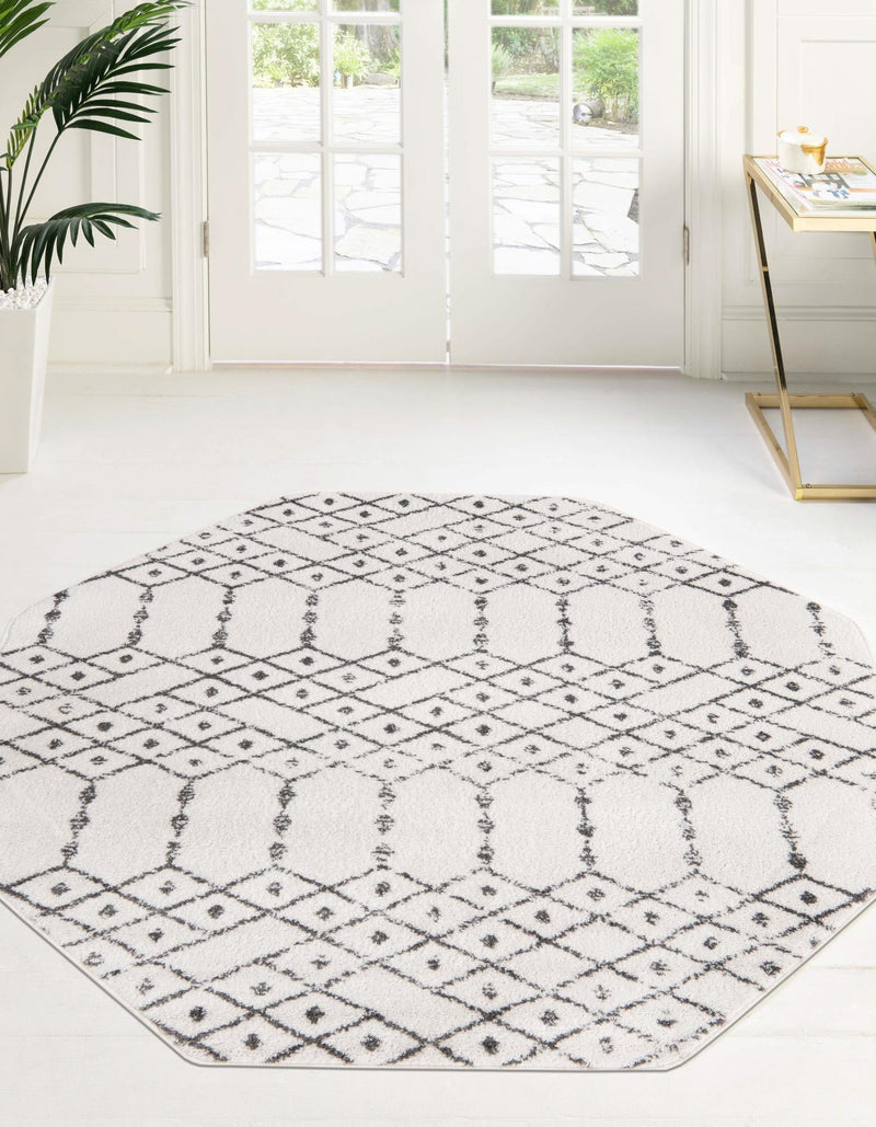Marrakesh Lattice Collection Area Rug - Casablanca (Ivory Black) Octagon Ivory Black lifestyle 35