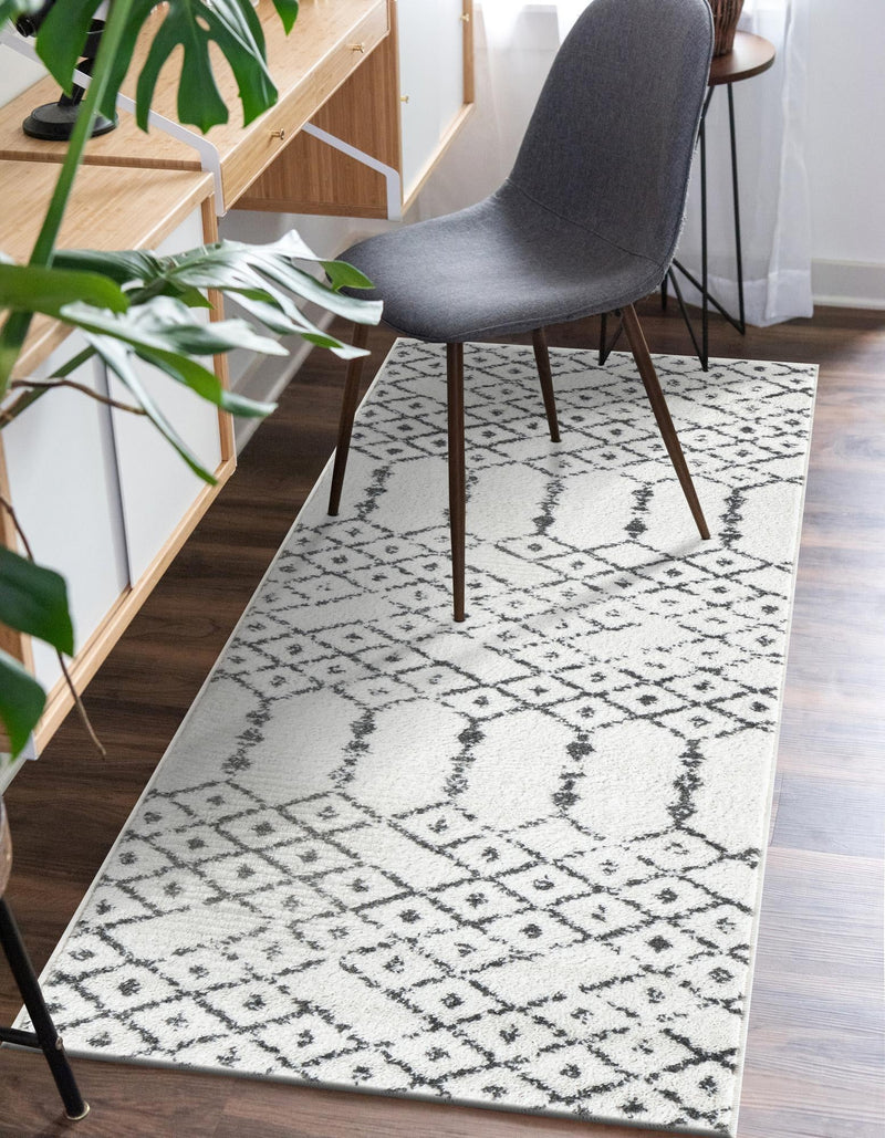 Marrakesh Lattice Collection Area Rug - Casablanca (Ivory Black) Runner Ivory Black lifestyle 36