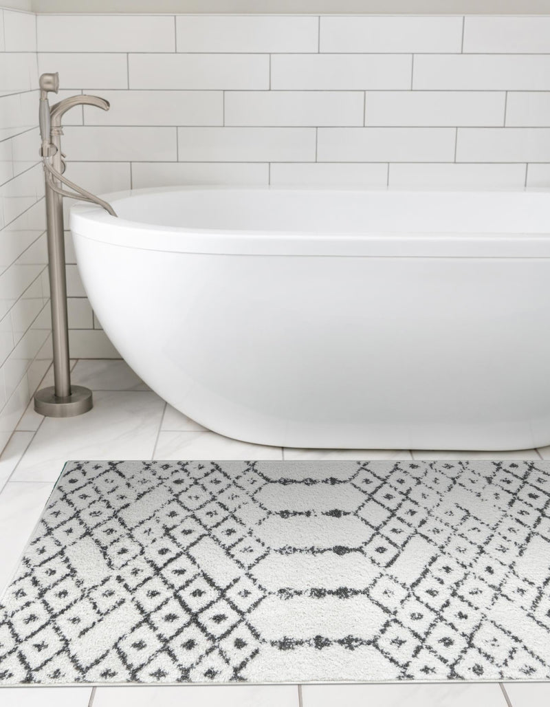 Marrakesh Lattice Collection Area Rug - Casablanca (Ivory Black) Runner Ivory Black lifestyle 44