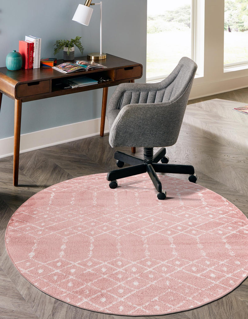 Marrakesh Lattice Collection Area Rug - Casablanca (Rose Pink) Round Rose Pink lifestyle 39