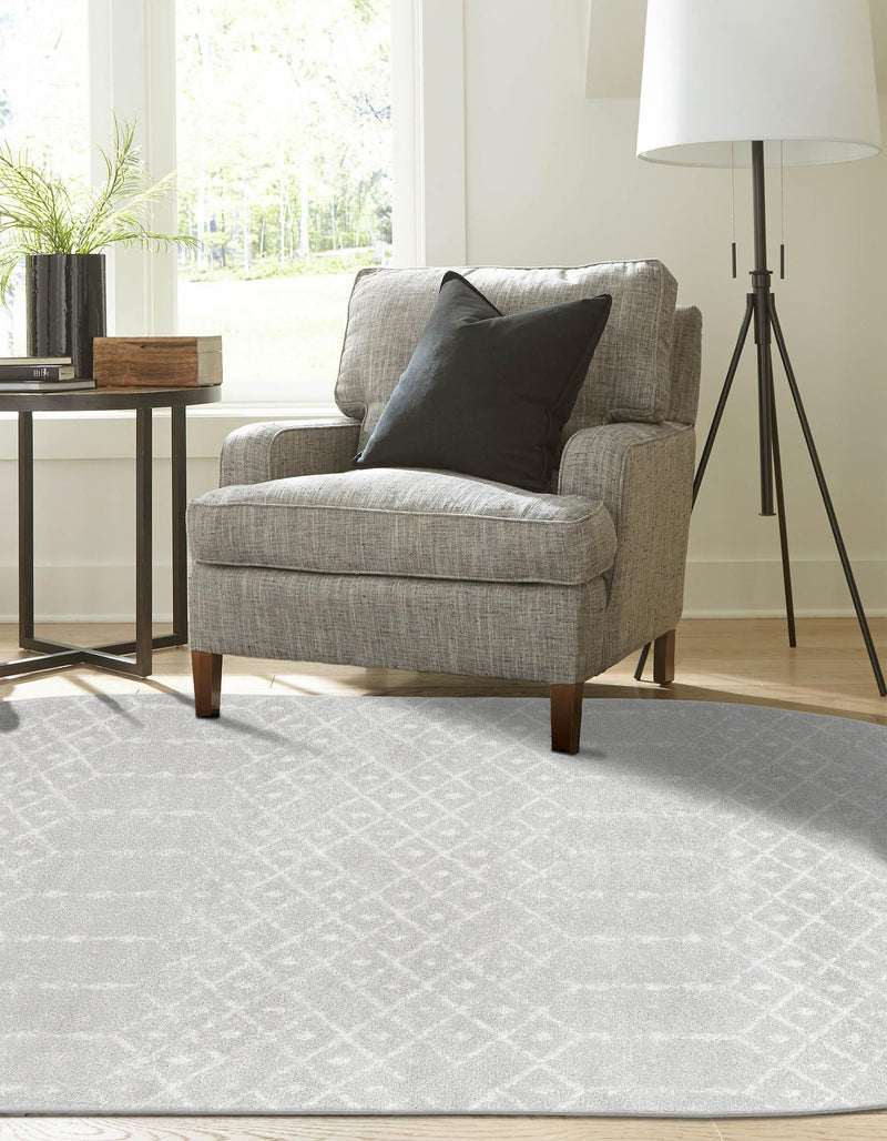 Marrakesh Lattice Collection Area Rug - Casablanca (Light Gray) Oval Light Gray lifestyle 34