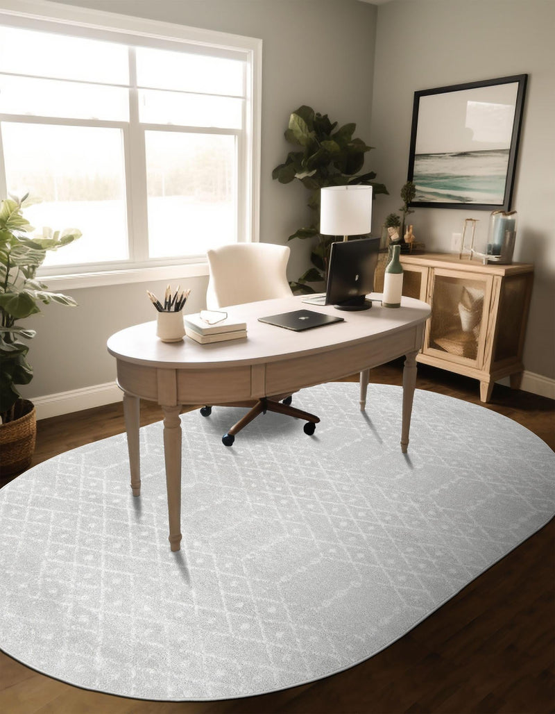 Marrakesh Lattice Collection Area Rug - Casablanca (Light Gray) Oval Light Gray lifestyle 43