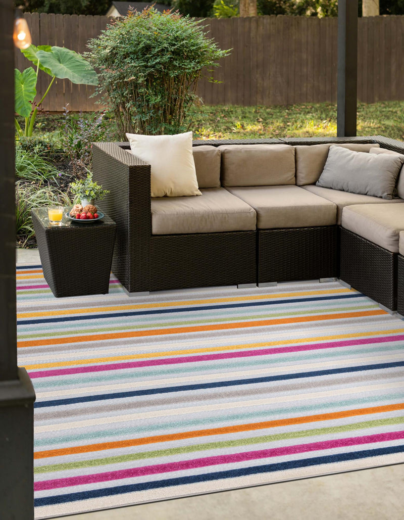 Bahama Breeze Outdoor Collection Area Rug - Exuma Square Gray lifestyle 173