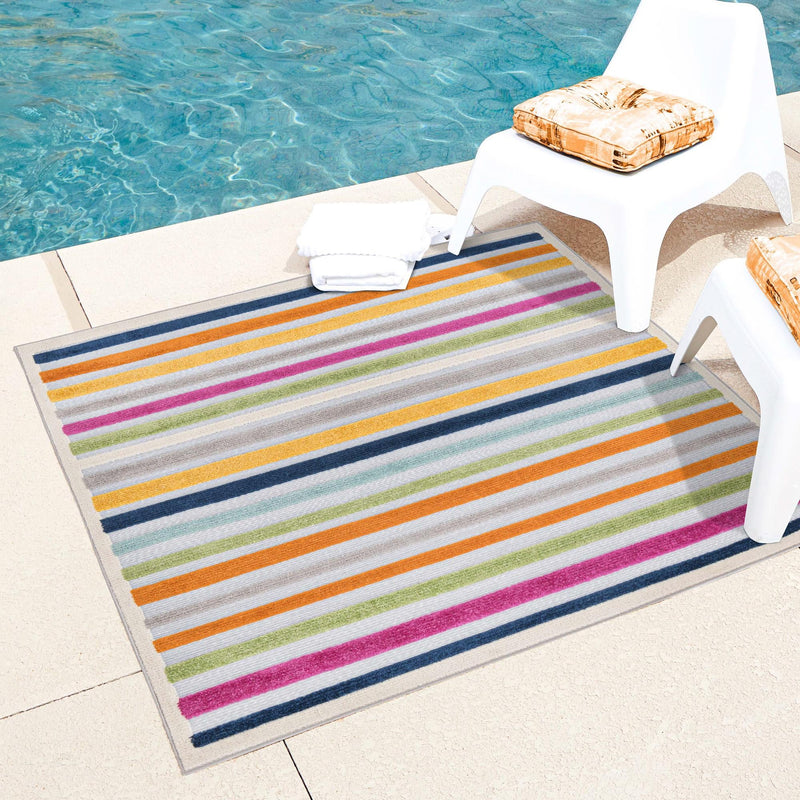 Bahama Breeze Outdoor Collection Area Rug - Exuma Square Gray lifestyle 95