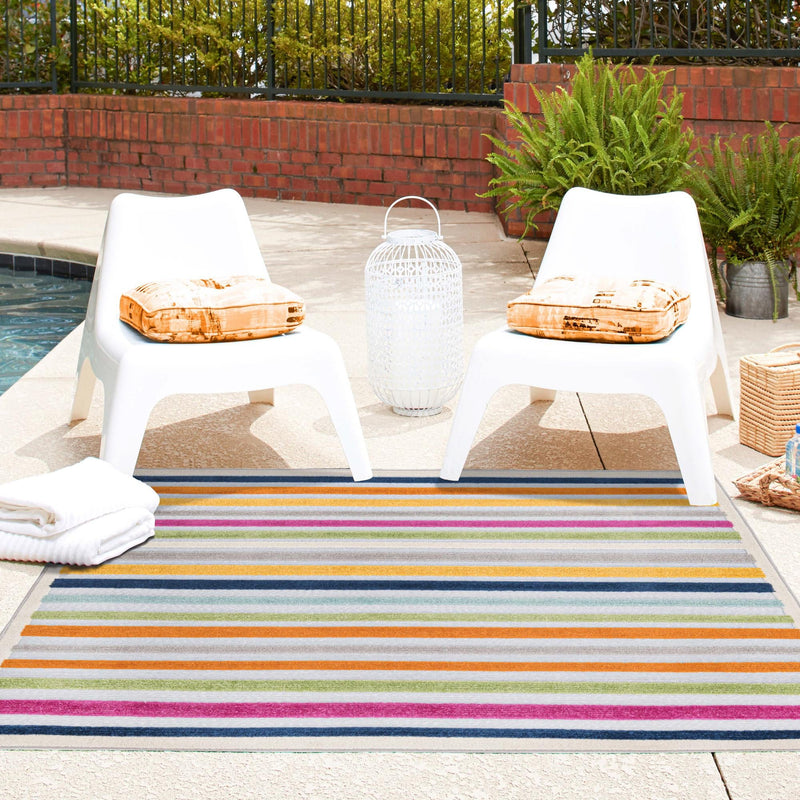 Bahama Breeze Outdoor Collection Area Rug - Exuma Square Gray lifestyle 107