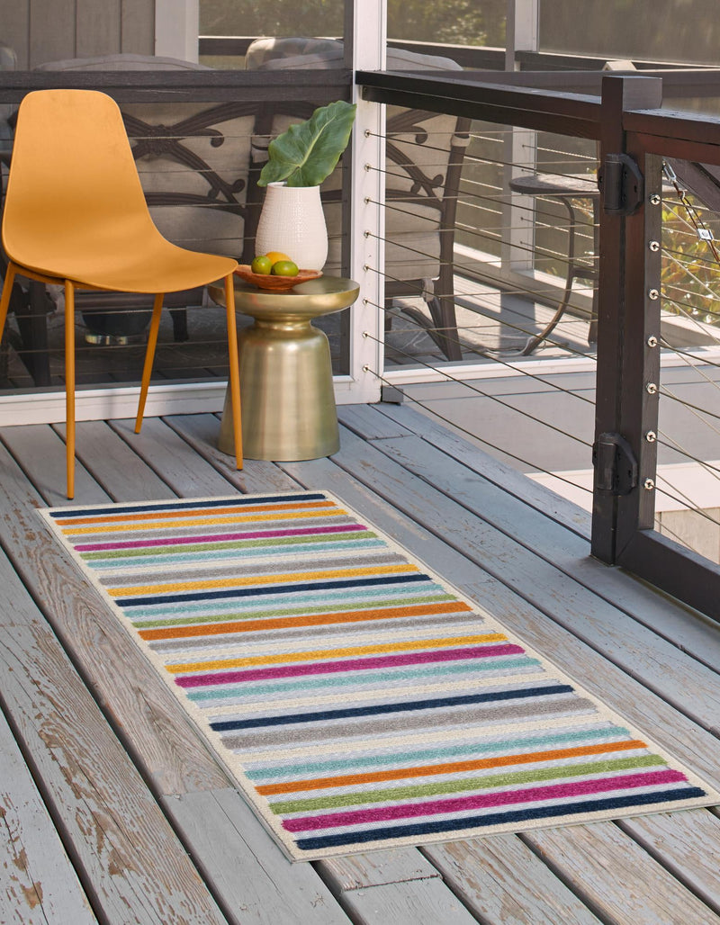 Bahama Breeze Outdoor Collection Area Rug - Exuma Runner Gray lifestyle 135