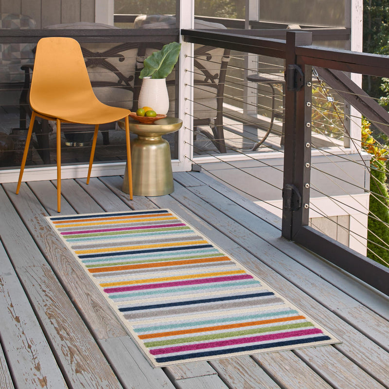 Bahama Breeze Outdoor Collection Area Rug - Exuma Runner Gray lifestyle 109