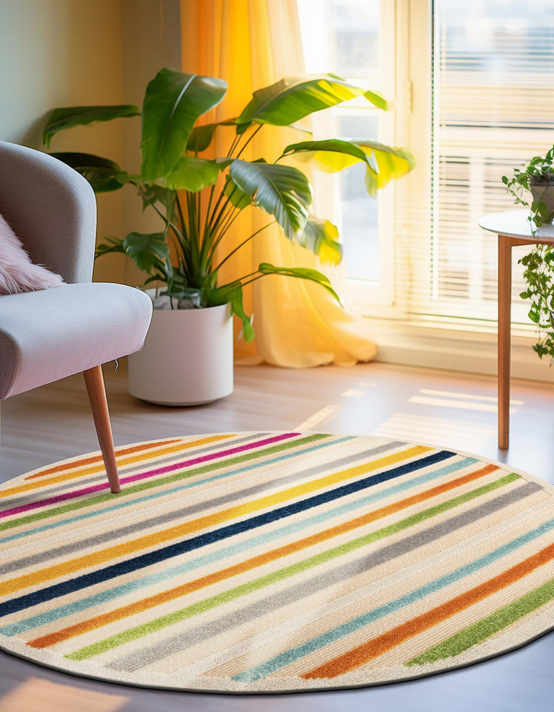 Bahama Breeze Outdoor Collection Area Rug - Exuma Round Beige lifestyle 147
