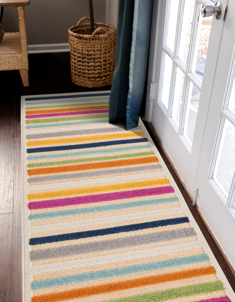 Bahama Breeze Outdoor Collection Area Rug - Exuma Runner Beige lifestyle 128