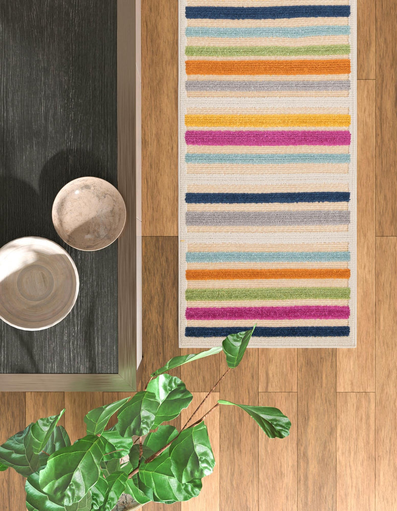 Bahama Breeze Outdoor Collection Area Rug - Exuma Runner Beige lifestyle 188
