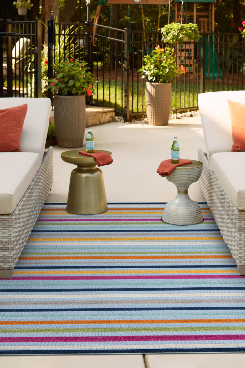 Bahama Breeze Outdoor Collection Area Rug - Exuma Rectangle Blue lifestyle 16