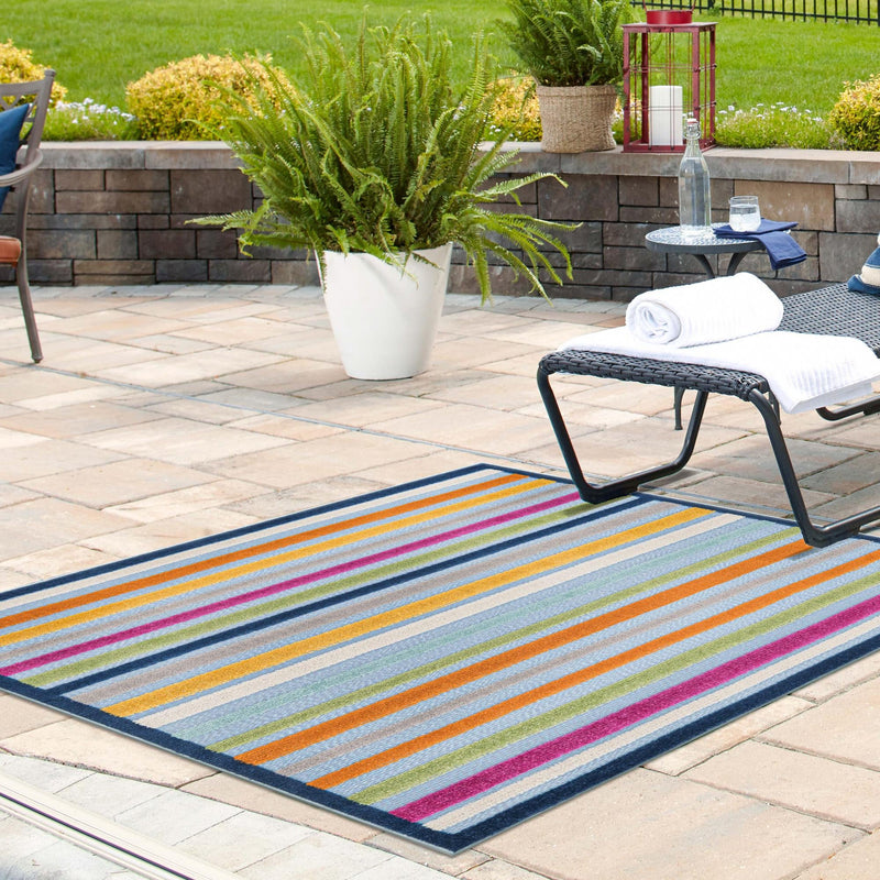 Bahama Breeze Outdoor Collection Area Rug - Exuma Square Blue lifestyle 112