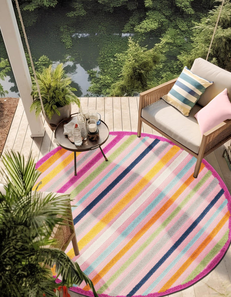 Bahama Breeze Outdoor Collection Area Rug - Exuma Round Pink lifestyle 182