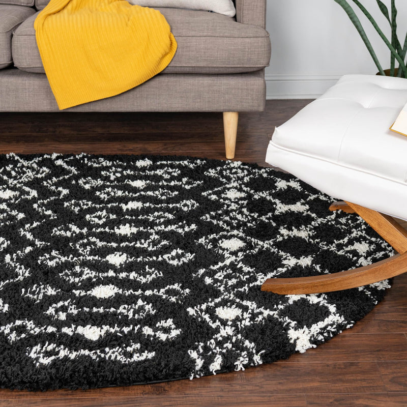 Berber Lattice Shag Collection Area Rug - Atlas (Black and White) Oval Black and White lifestyle 14