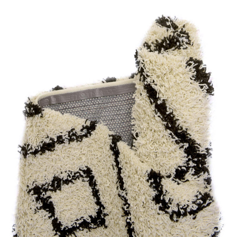 Lattice Loft Shag Collection Area Rug - Soho (White and Black) Runner White and Black lifestyle 9