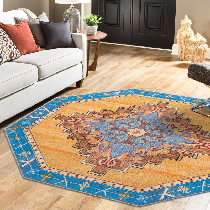 Heritage Elegance Collection Area Rug - Winterthur (Orange) Octagon Orange lifestyle 81