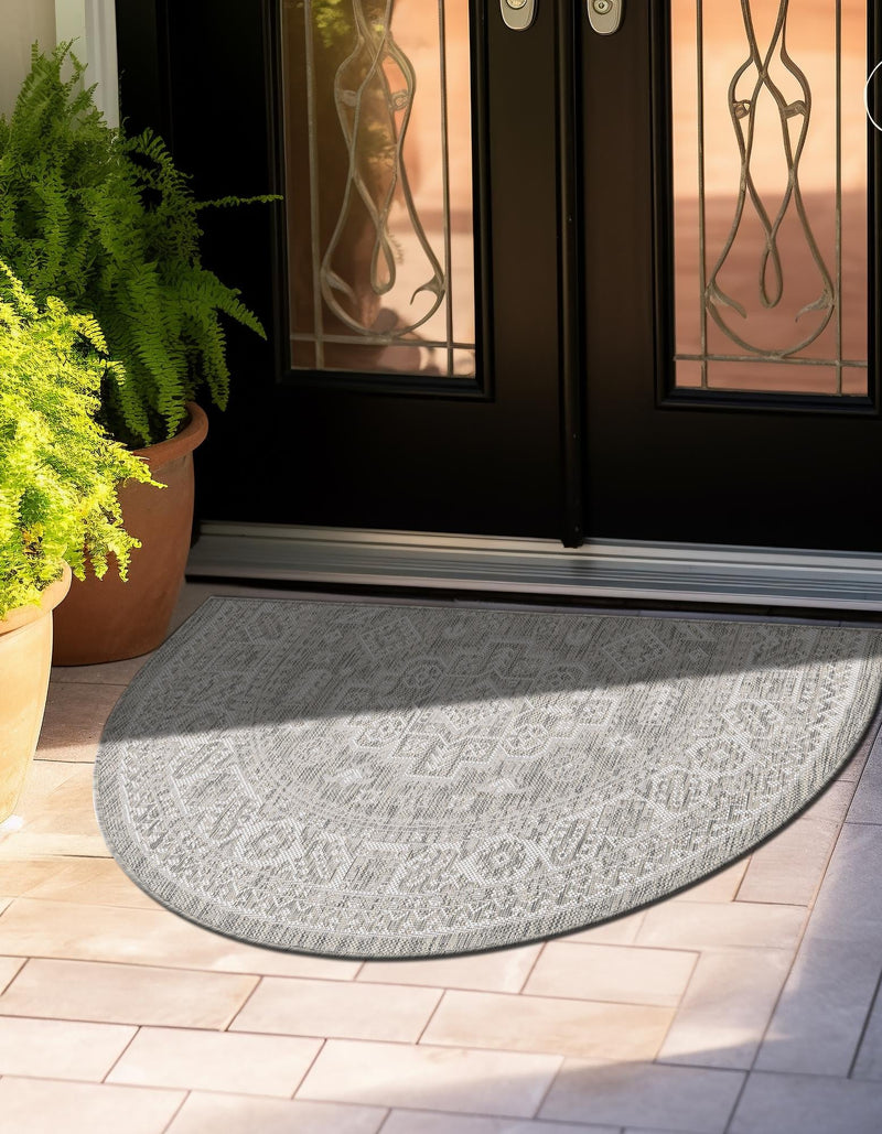 Tribal Terrace Treasures Collection Area Rug - Incan Isle (Light Gray) Hearth Light Gray lifestyle 5