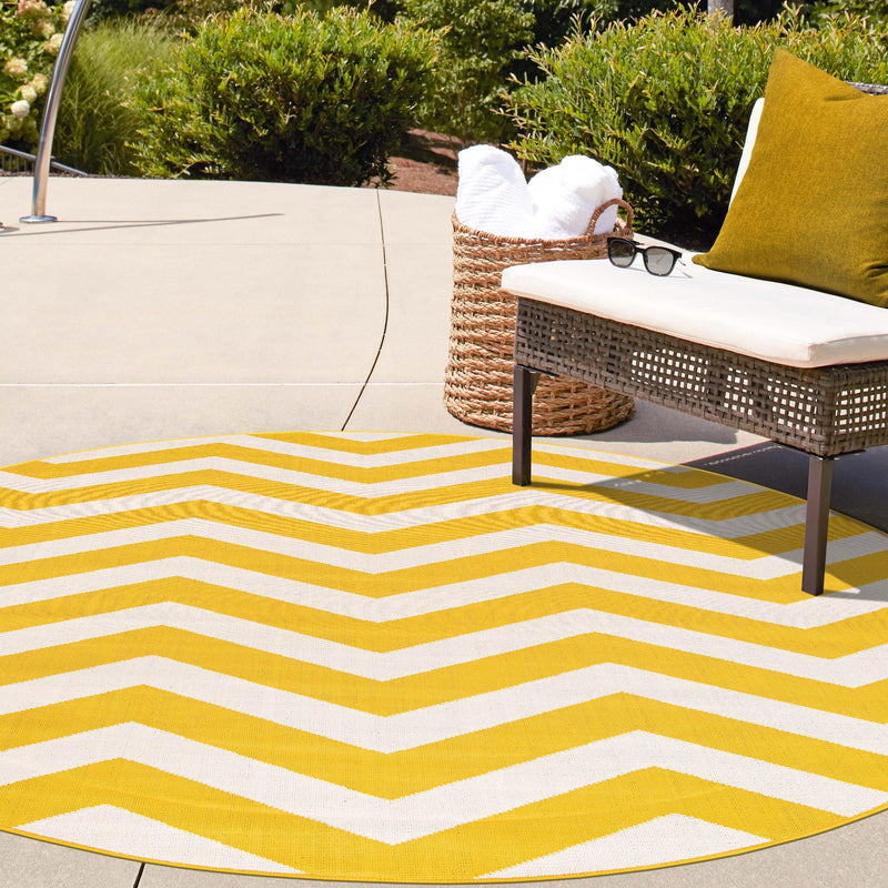 Seaside Haven Rugs Collection Area Rug - Seafarer Round Yellow lifestyle 56